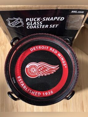 NHL Detroit Red Wings Glass Coaster Set - Black & Red